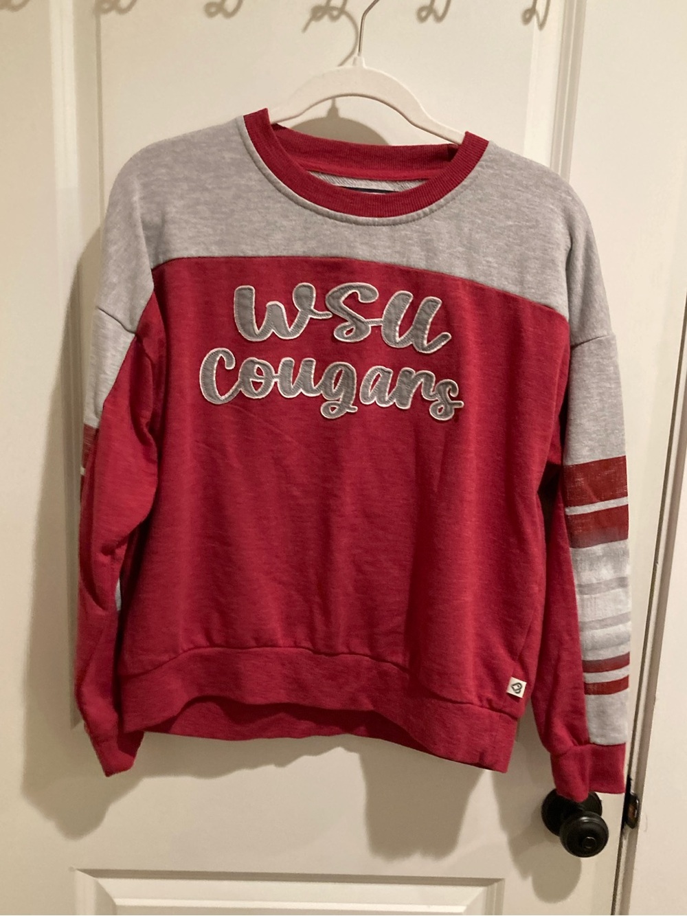 WSU Washington State University women’s Cougars Red & Gray Sweatshirt - Size M